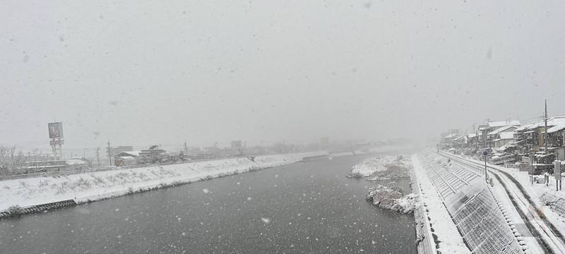 本州民「大雪が~!交通機関が~!」  北海道民「!!!」モサッモサッ(走り寄ってくる音)