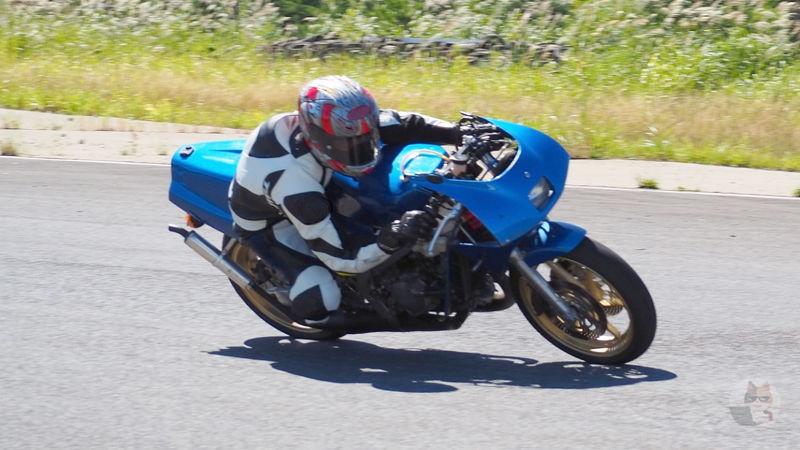 【動画】バイクのレース、怖すぎる